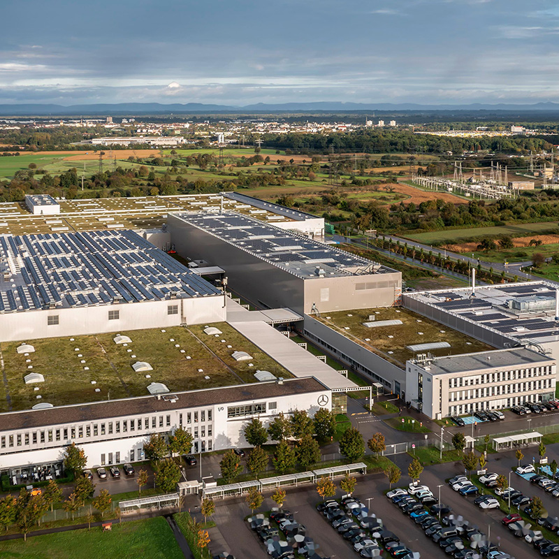 Across global industries, a silent revolution is unfolding—factories, warehouses, and corporate campuses are transforming idle rooftops and vacant land into clean power plants. From Egypt’s desert aluminum smelters to South Africa’s automotive assembly lines, businesses are discovering that self-owned solar systems unlock unprecedented operational and environmental advantages.