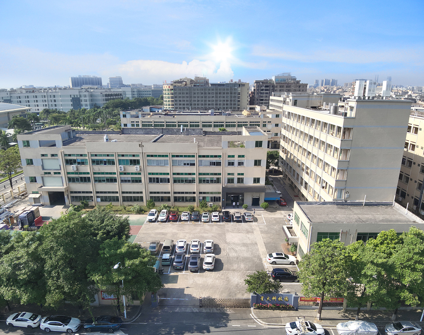 2.2MW Solar   3.4MWh Storage Hybrid System Powers Major Shopping Mall in Bloemfontein, South Africa – Generates 10,560 kWh/Day, Saves ~16,896 CNY Daily